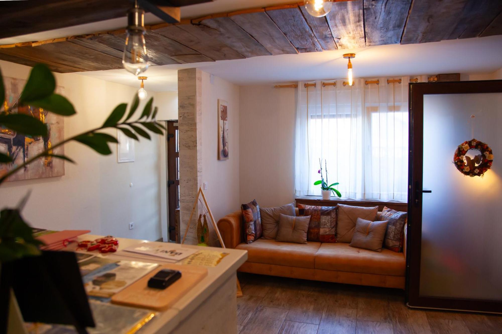 Sobe App Moj Hir Bed And Breakfast Jastrebarsko Exterior foto